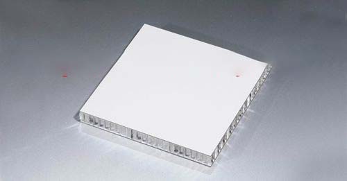 Main features of stainless steel honeycomb density board