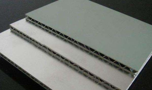 Aluminum corrugated composite board